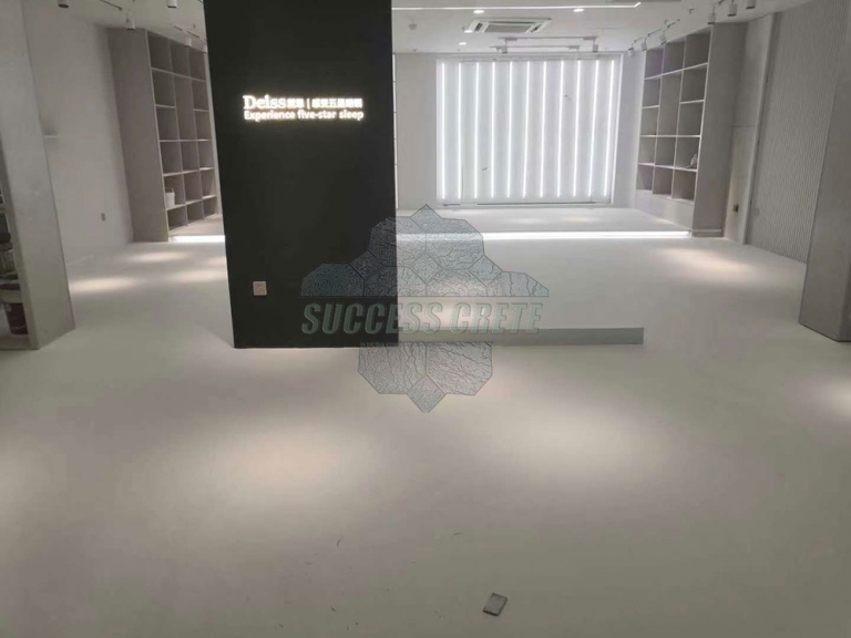 Self leveling concrete vs cement